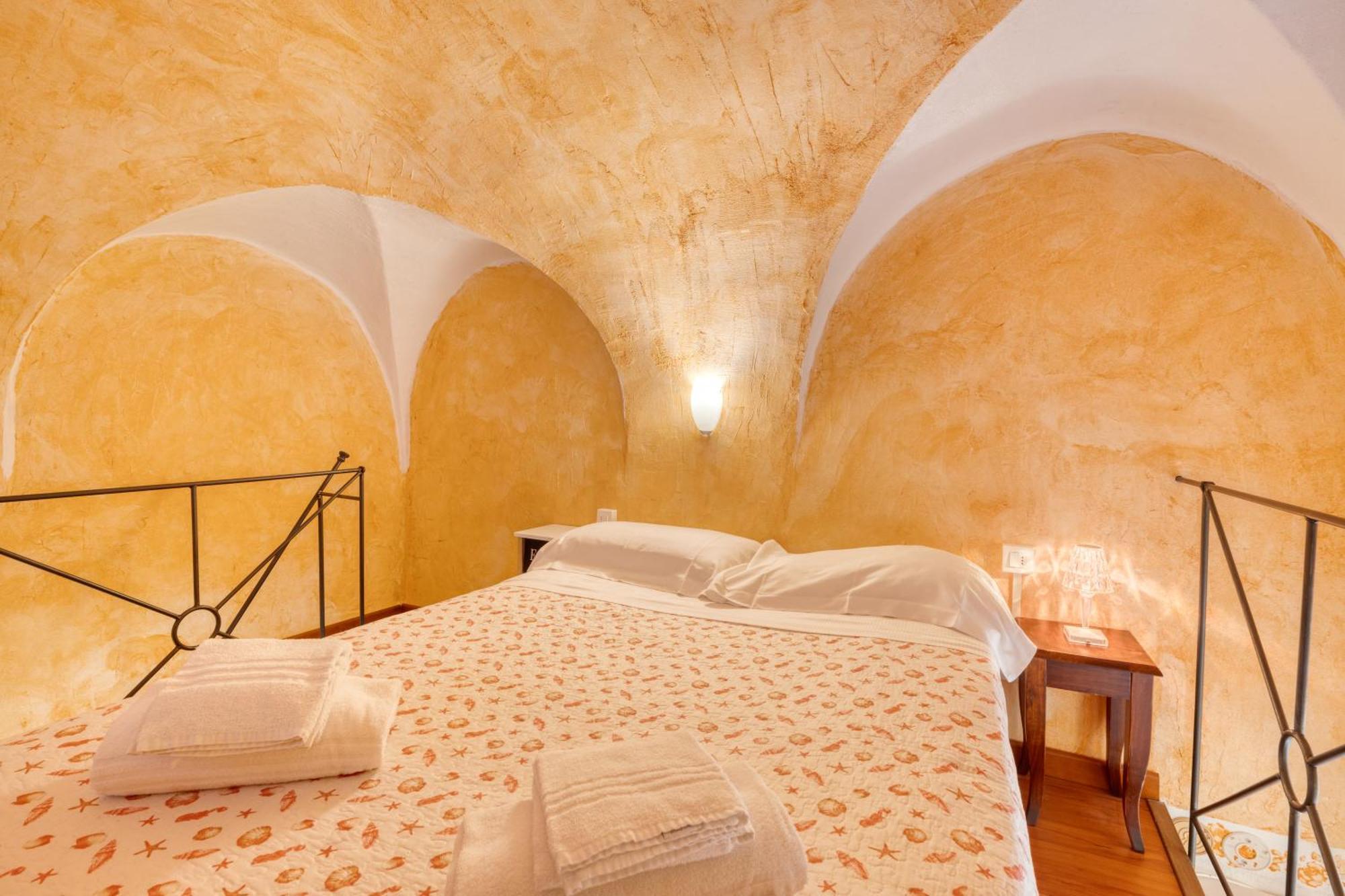 Mini Accommodation In Sanremo Liguria Esterno foto