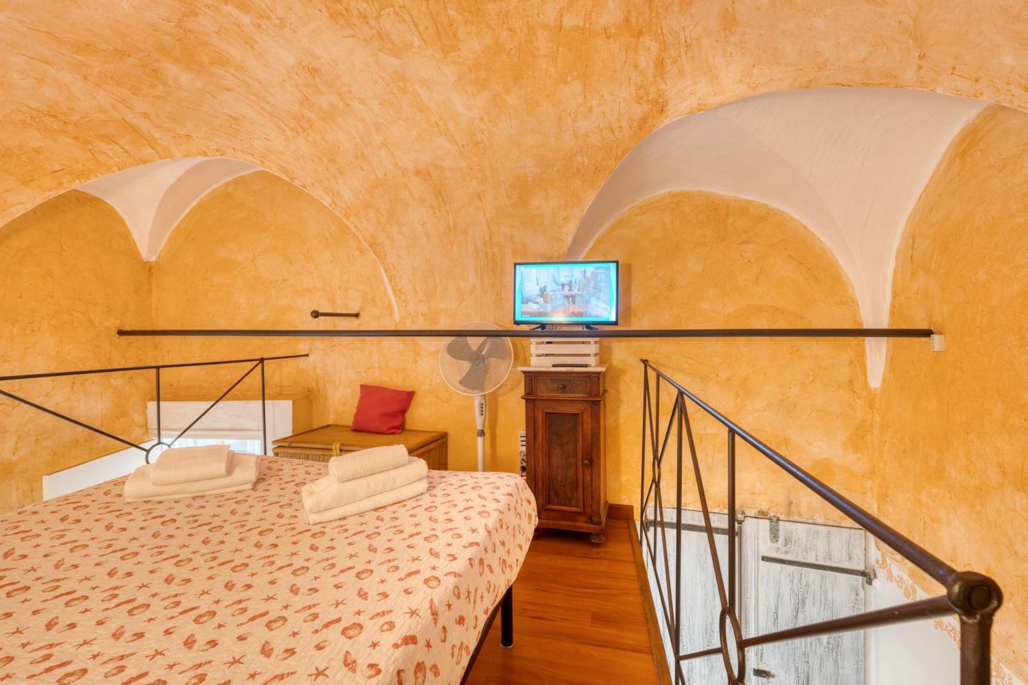 Mini Accommodation In Sanremo Liguria Esterno foto